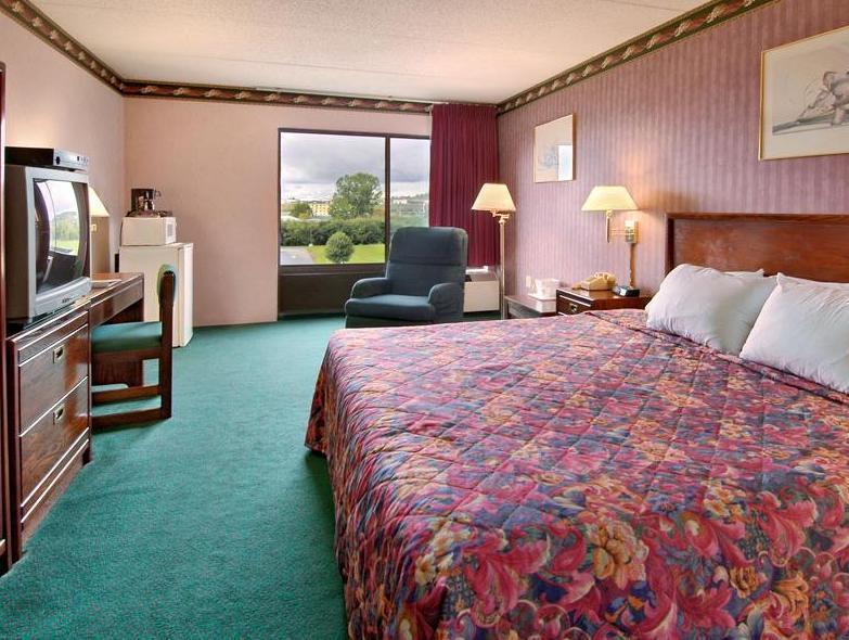 Comfort Inn & Suites Вотертаун Номер фото